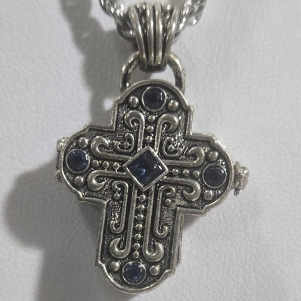 Avon NR hinged cross black stones 21" 2" extension 1.1710